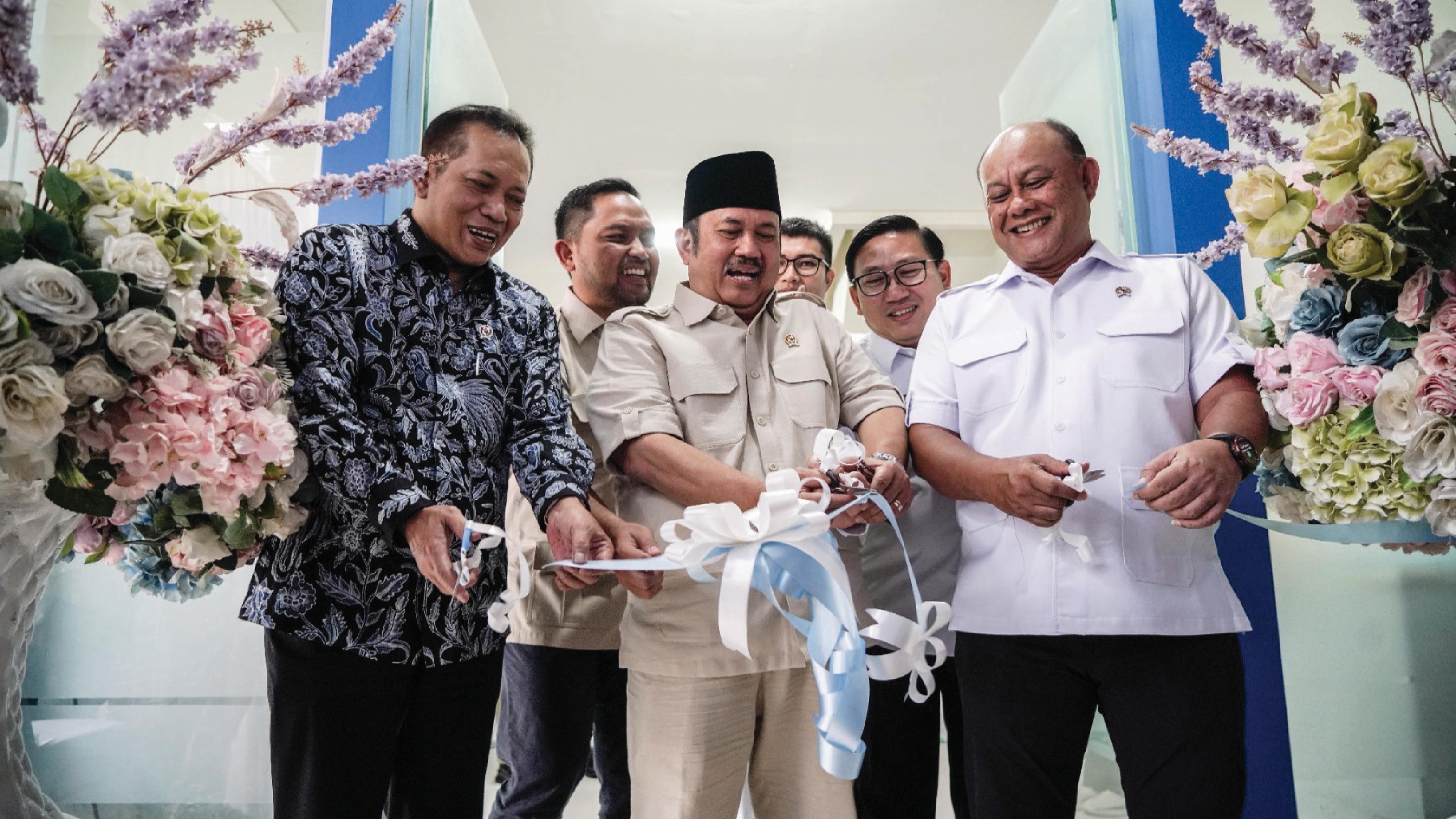 Susu Menu Favorit MBG! Kepala BGN Samosir Launching Rumah Susu