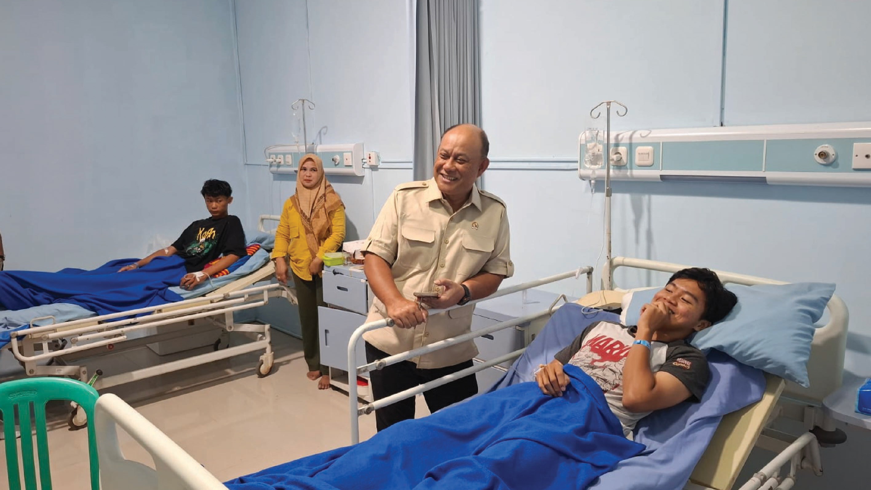 Kepala BGN Samosir Kunjungi Siswa Cianjur: Tegaskan Komitmen Perbaikan, Perlindungan Anak, dan Gizi untuk Kecerdasan Bangsa