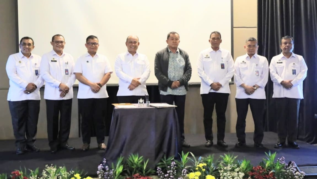 BGN Samosir Tegaskan Komitmen Akuntabilitas Melalui Penandatanganan Perjanjian Kinerja 2025
