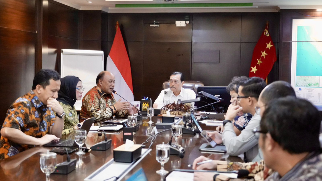 Ketua DEN Puas Atas Kinerja dan Data BGN Samosir